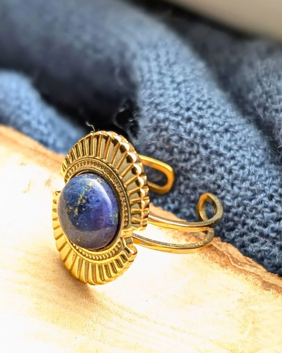 Bague Ajustable Neela - Acier Inoxydable Doré & Pierres Naturelles