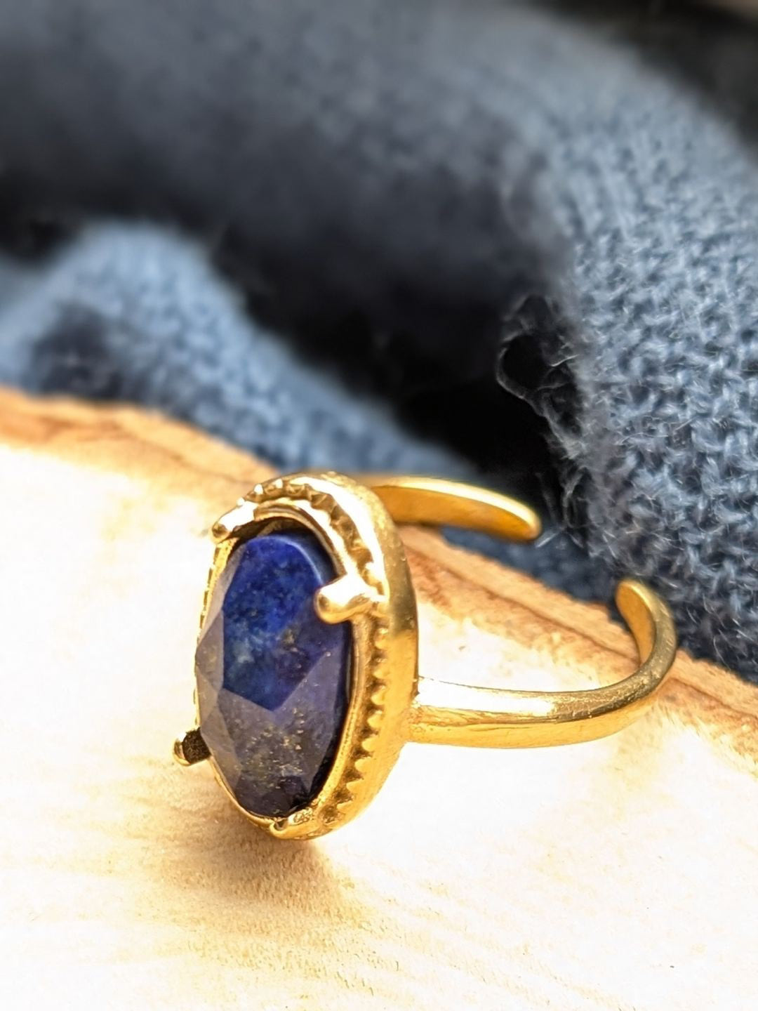 Bague Alberine - Dorée Ajustable en Lapis Lazuli