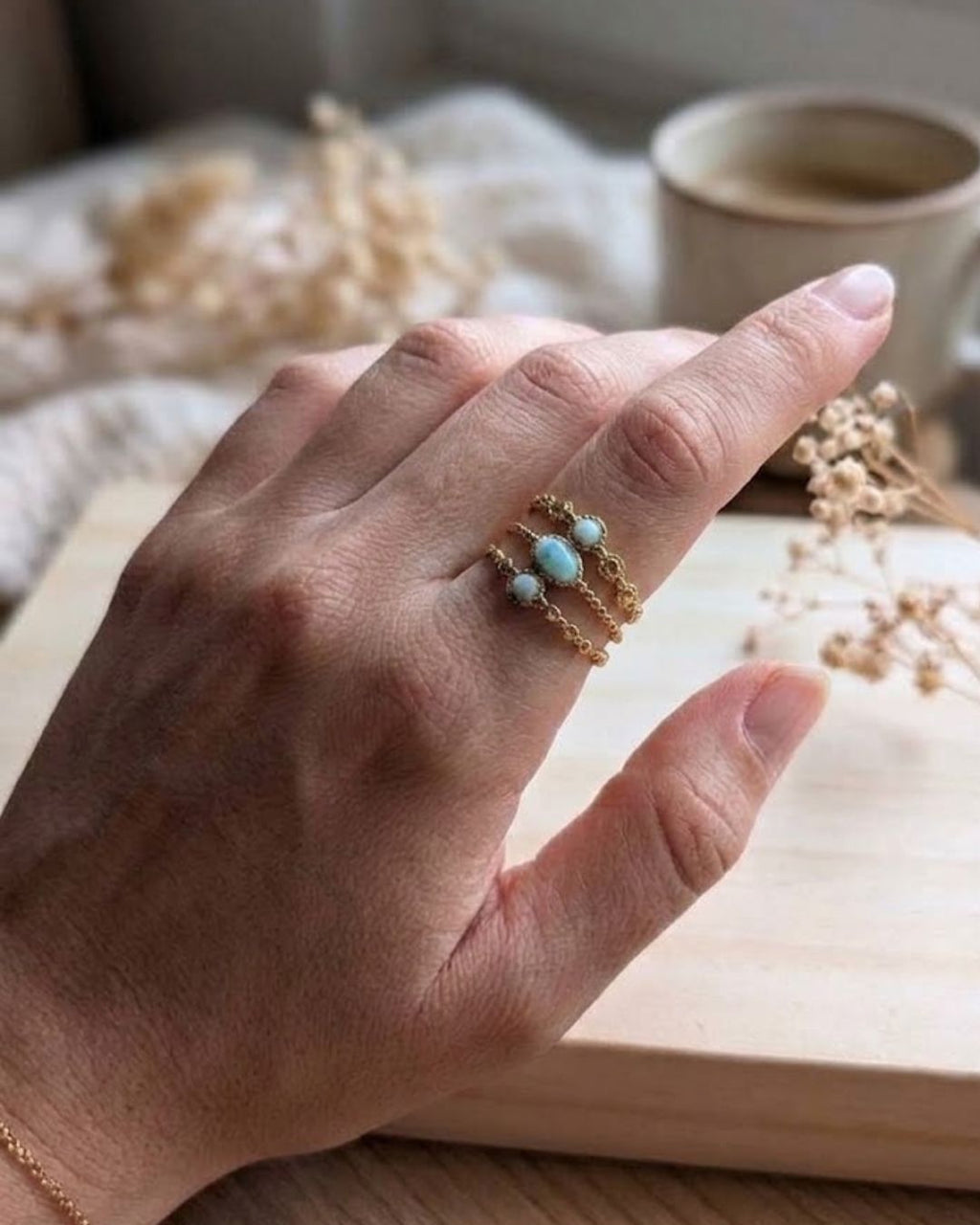 Bague Ajustable Beth -  Acier Inoxydable Doré & Pierres Naturelles