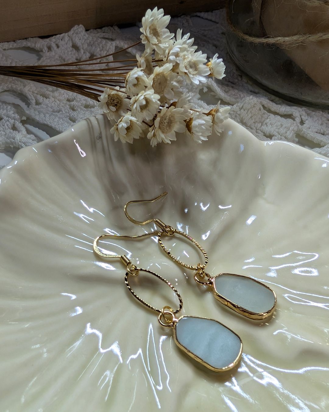 Boucles d'oreilles Margareth — Acier Inoxydable Doré et Pierres Naturelles