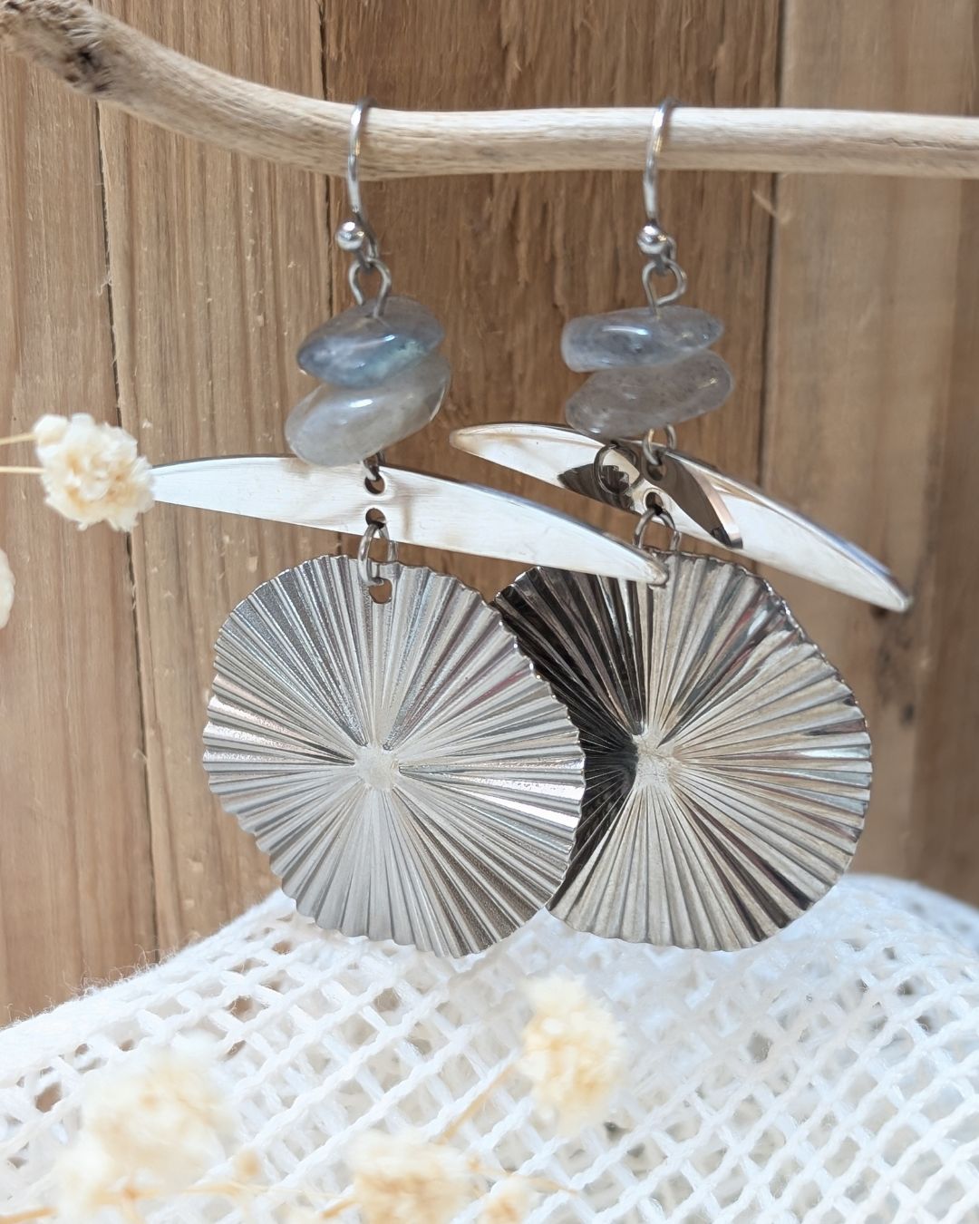 Boucles d'Oreilles Zuri  - Pendant en Acier Inoxydable & Labradorite