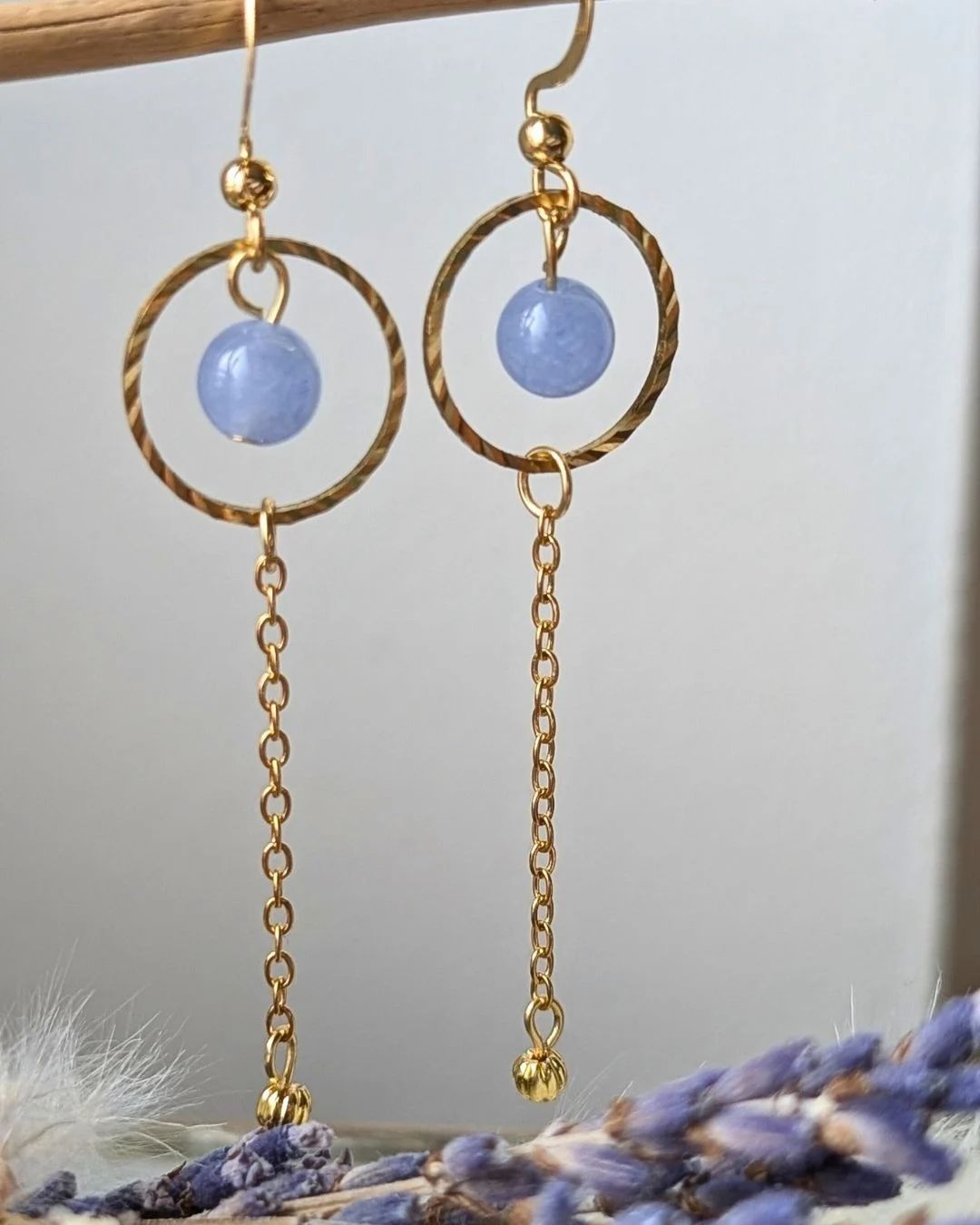 Boucles d'Oreilles Angèle - Pendantes en Acier Inoxydable & Pierre Naturelle
