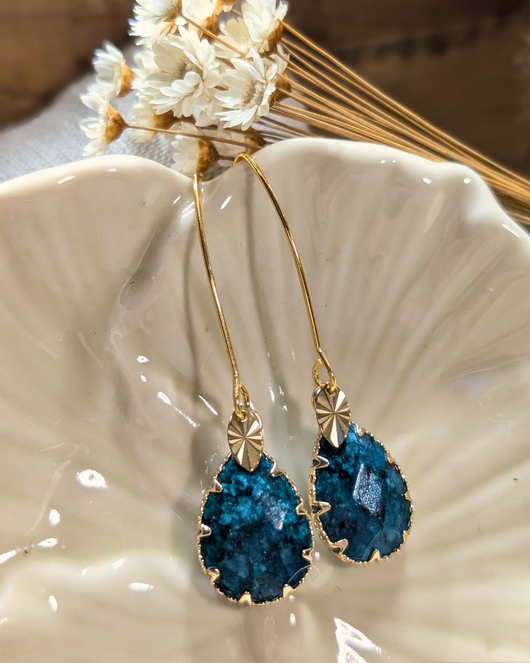 Boucles d'Oreilles Kate - Pendants en Acier Inoxydable Doré & Pierres Naturelles