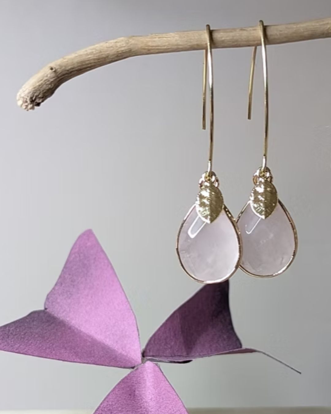Boucles d'Oreilles Kate - Pendants en Acier Inoxydable Doré & Pierres Naturelles