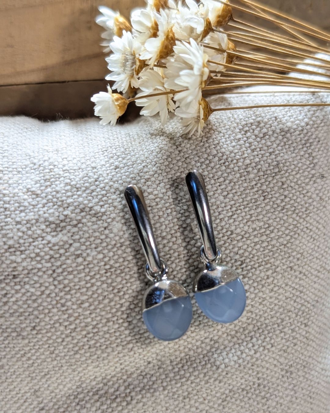 Boucles d'oreilles Beatriz - Puce en acier inoxydable et pierres naturelles
