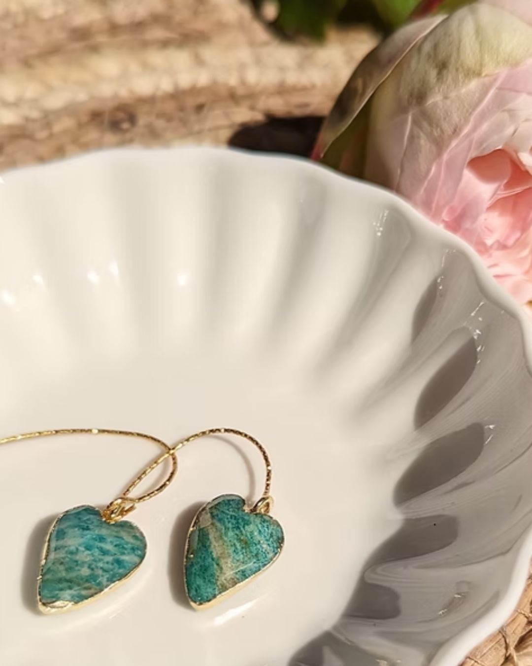 Boucles d'Oreilles Ina  - Pendants en Acier Inoxydable Doré & Cœur Pierres Naturelles