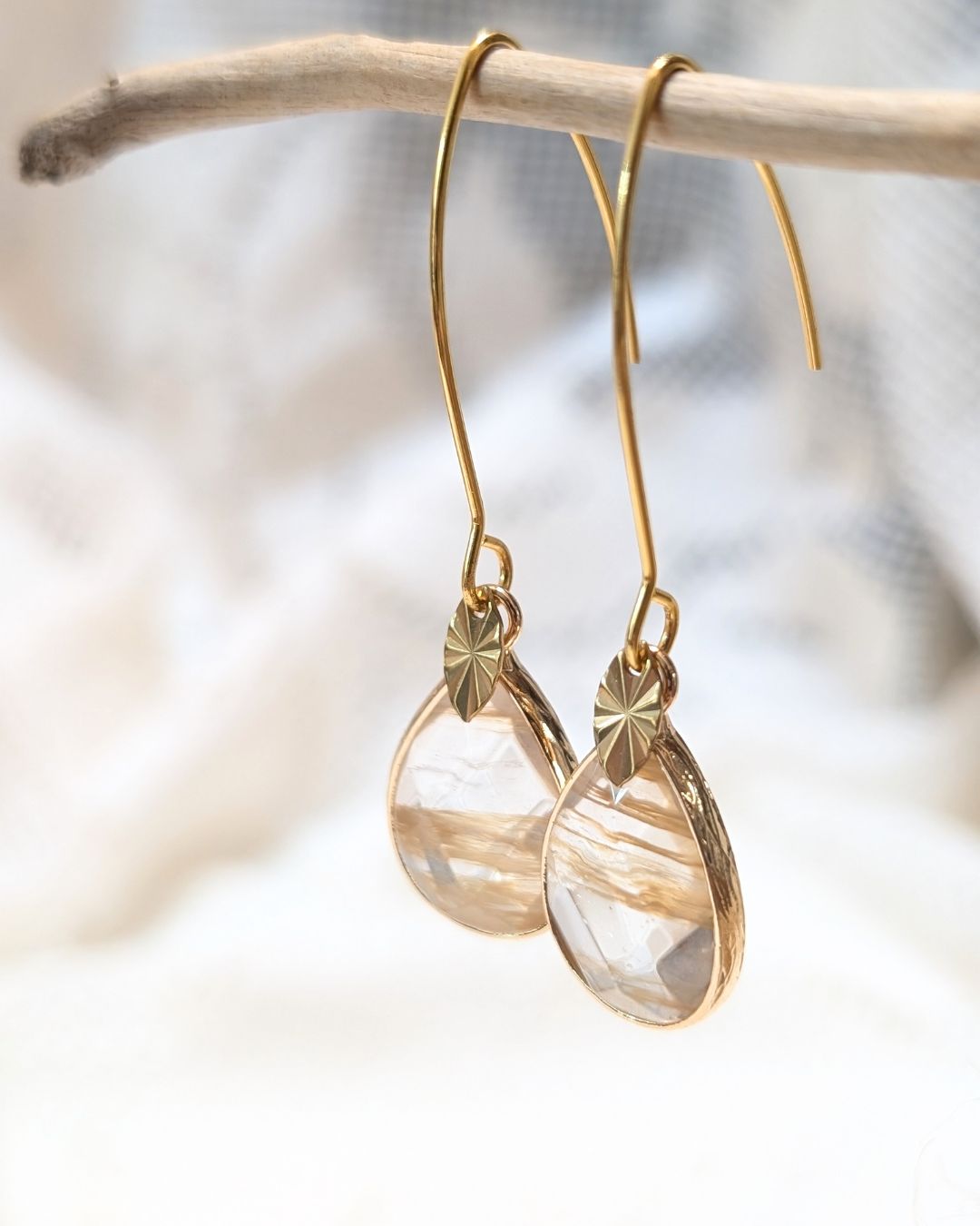 Boucles d'Oreilles Kate - Pendants en Acier Inoxydable Doré & Pierres Naturelles