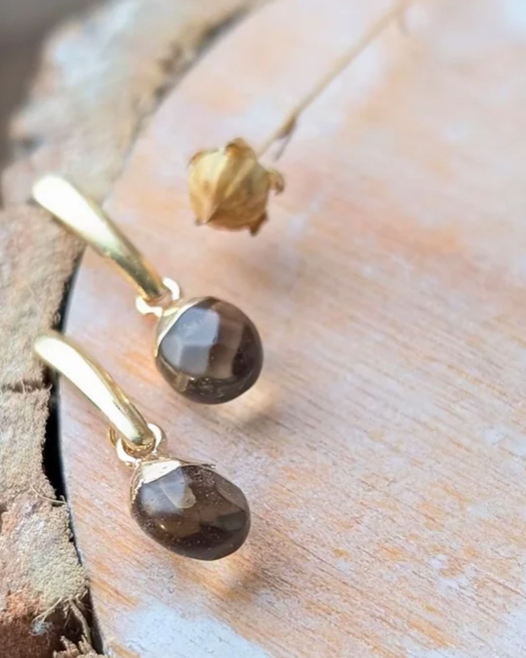 Boucles d'oreilles Beatriz - Puce en acier inoxydable et pierres naturelles