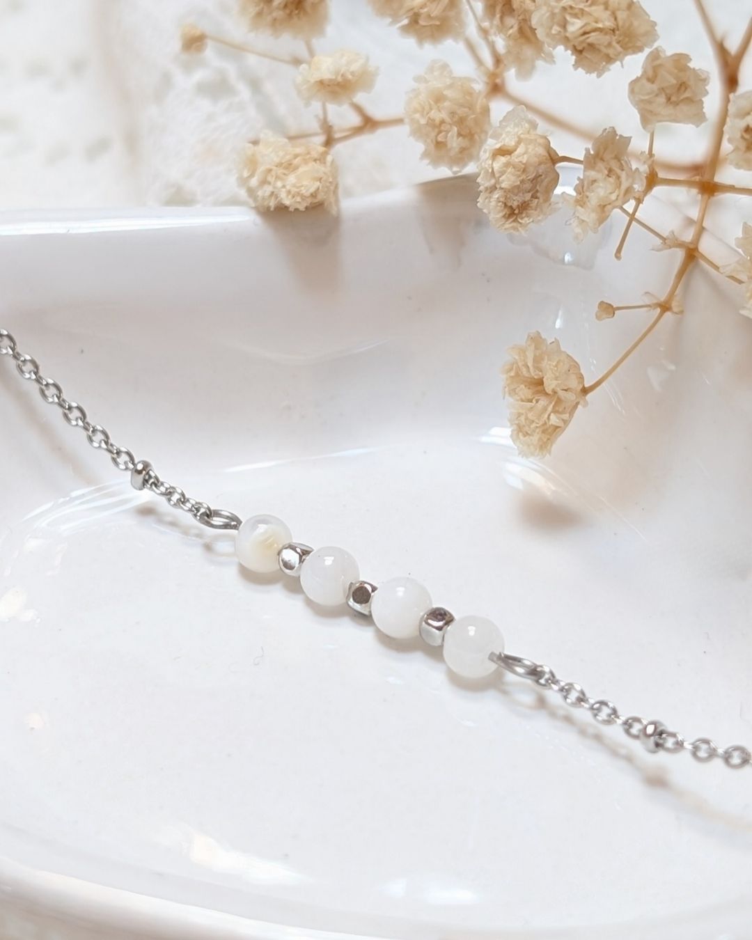Bracelet Alba — Bracelet Fine Chaîne en Acier Inoxydable et Perles de Nacre