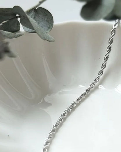Bracelet Ombeline — Mailles torsadées en acier inoxydable