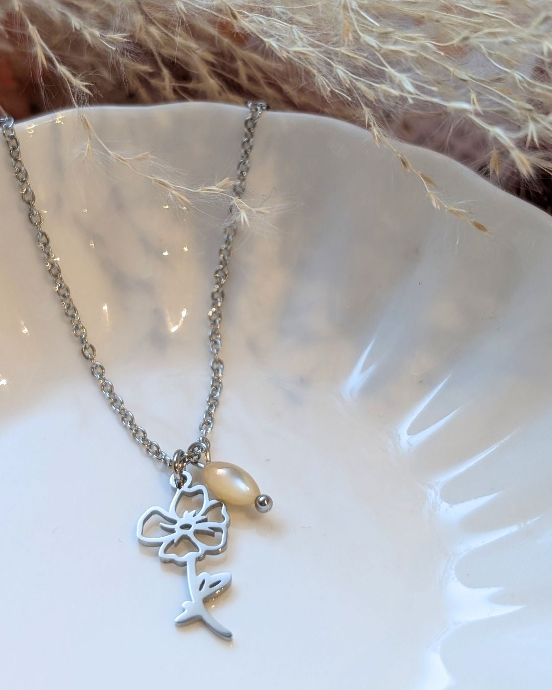 Collier Fleur de Naissance Octobre (Cosmos) — Acier Inoxydable