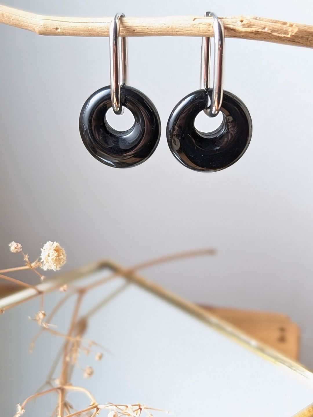 Créoles Billie — Boucles d'Oreilles Ovales en Acier Inoxydable et Donut en Pierre Naturelle