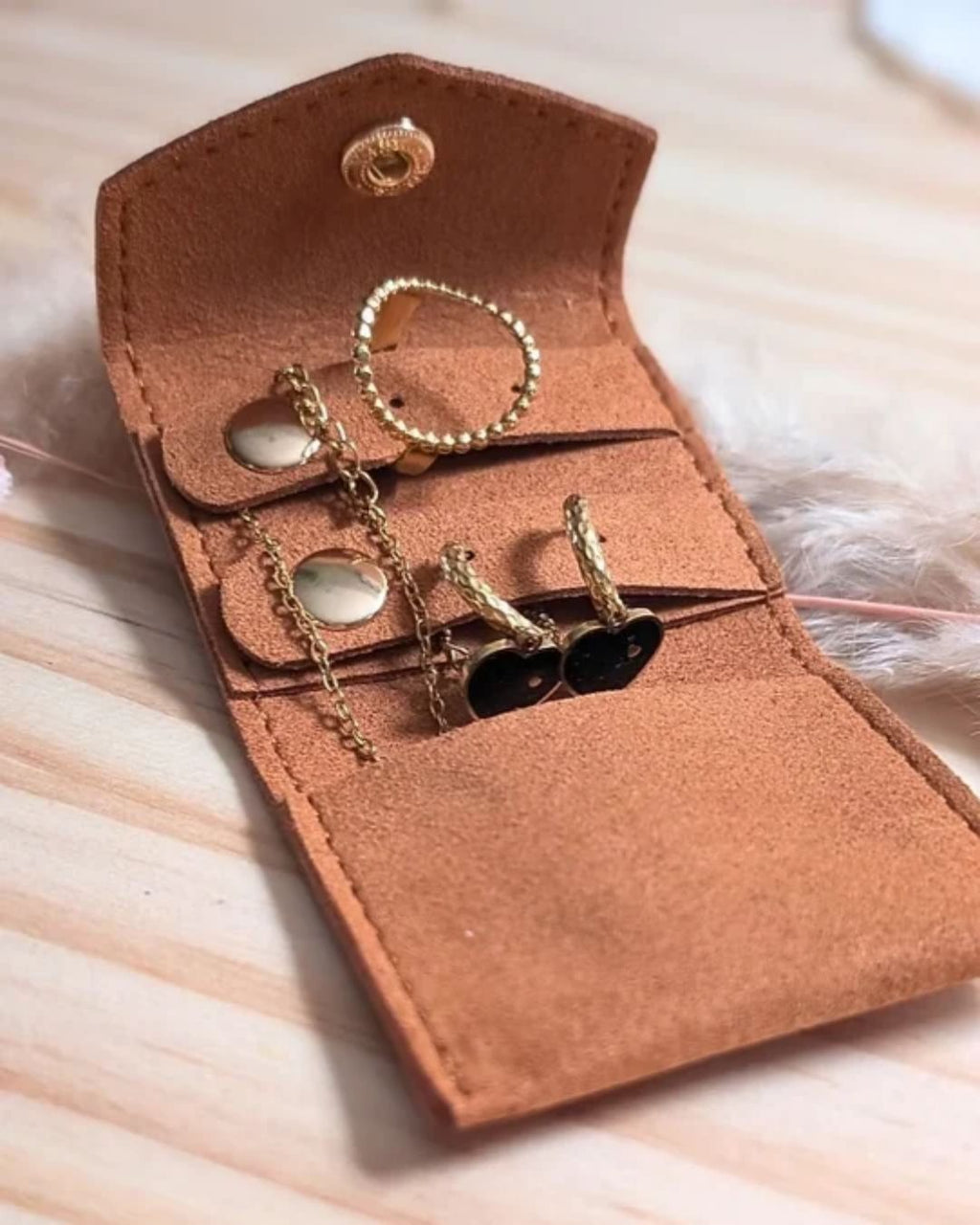 Mini pochette à bijoux de voyage en suédine