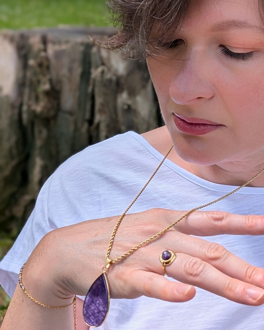 Sautoir Edwige — Long Collier Pendentif Goutte en Pierre Naturelle et Acier Inoxydable Doré