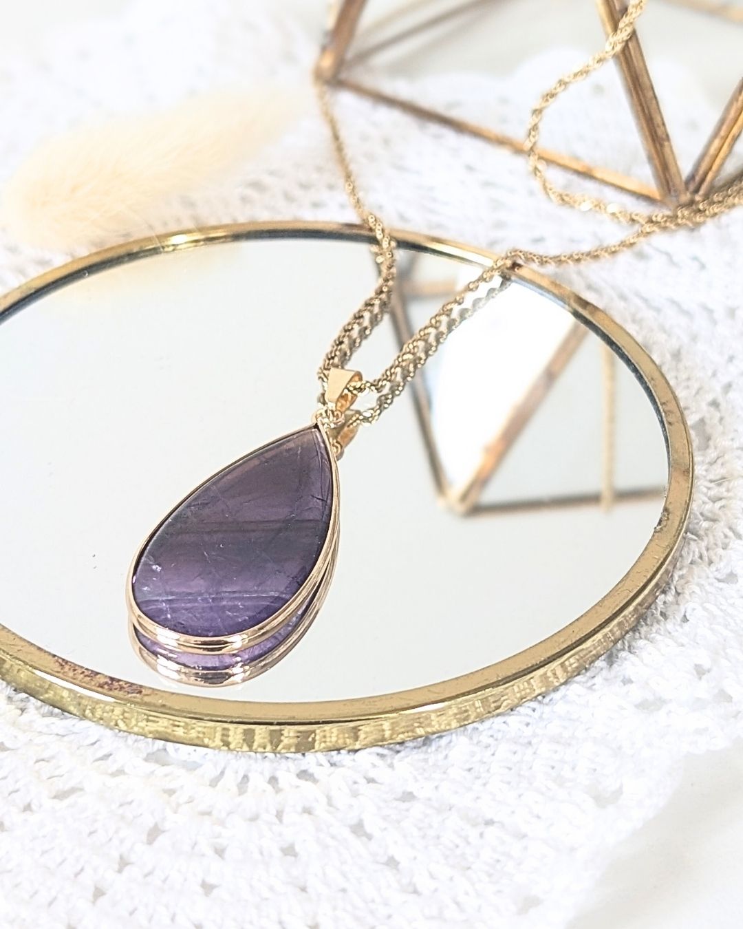 Sautoir Edwige — Long Collier Pendentif Goutte en Pierre Naturelle et Acier Inoxydable Doré